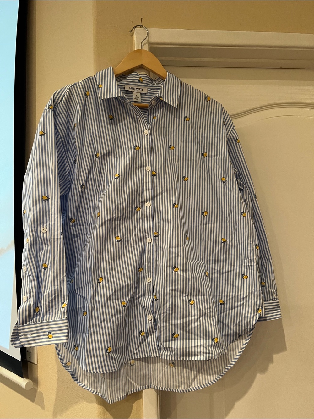 Nine West Blue and White Striped Button-Down Shirt with Yellow Lemon Large NWT